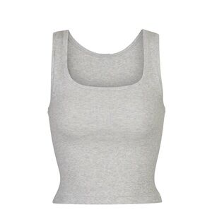 2 Skims tanks (grey + black)